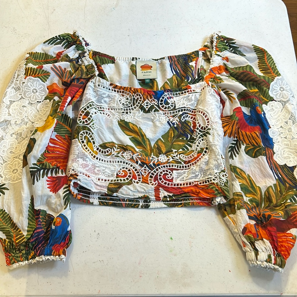 XS Farm Rio top